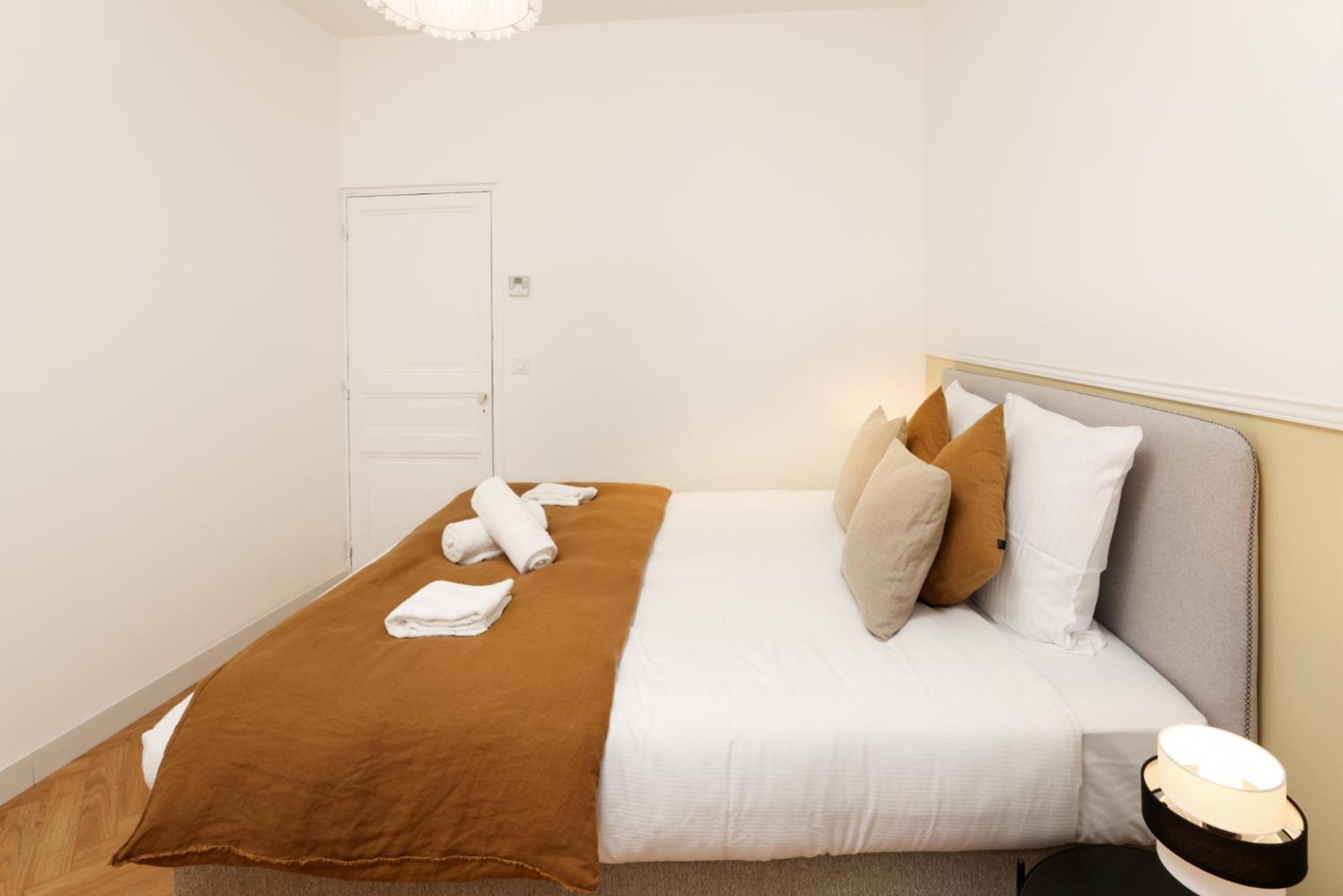 La Pittoresque 2 Apartment การ์กาซอน ห้อง รูปภาพ